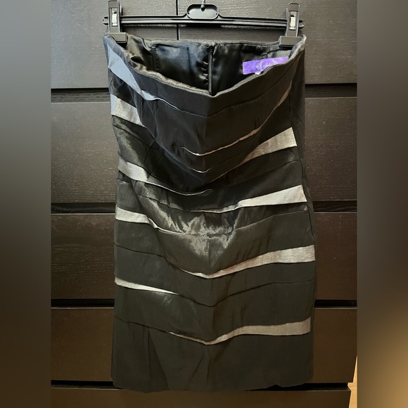 Black/Silver Strapless Party Dress - Picture 3 of 5